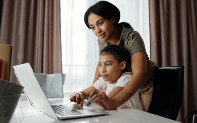 Incorporate The Arts Into Homeschooling With These 10 YouTube Channels 